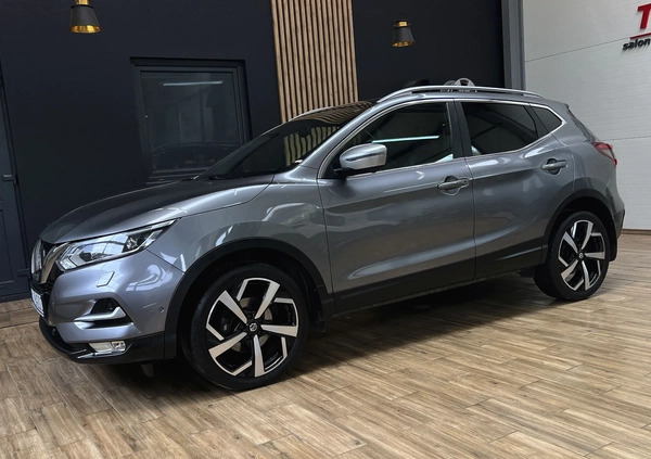 Nissan Qashqai cena 73900 przebieg: 106000, rok produkcji 2018 z Woźniki małe 742